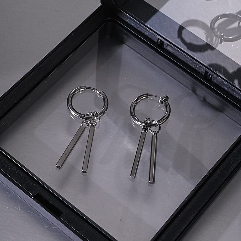 メンズピアス シンプル棒型ペンダントフープピアス